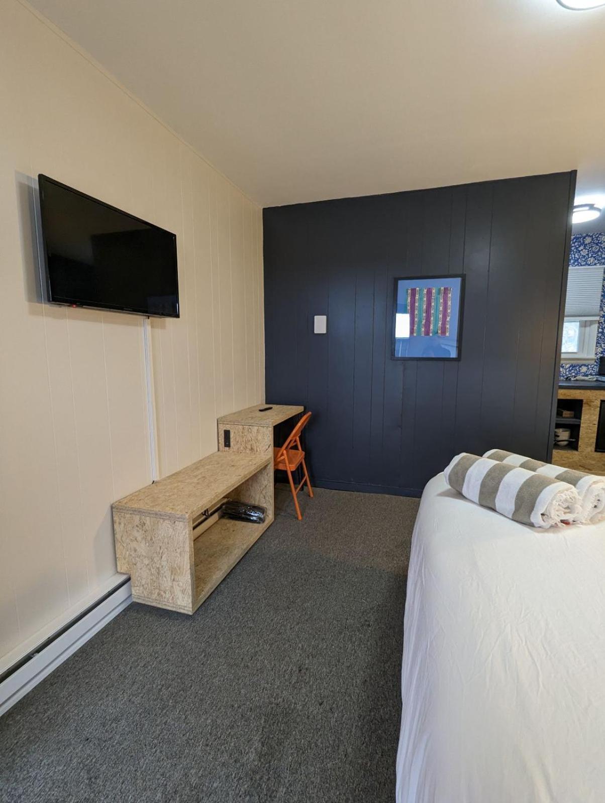 Hillsdale The Brooks Motel מראה חיצוני תמונה